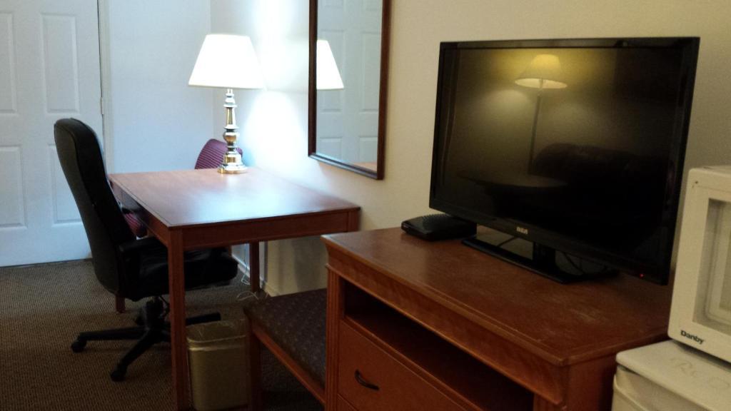 Redwood Motor Inn Brandon Extérieur photo